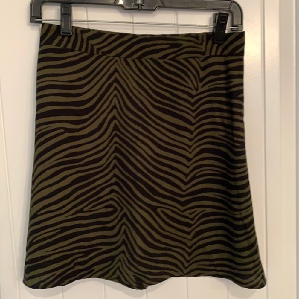💐5/25 BP zebra print A line cotton skirt dark olive green and black